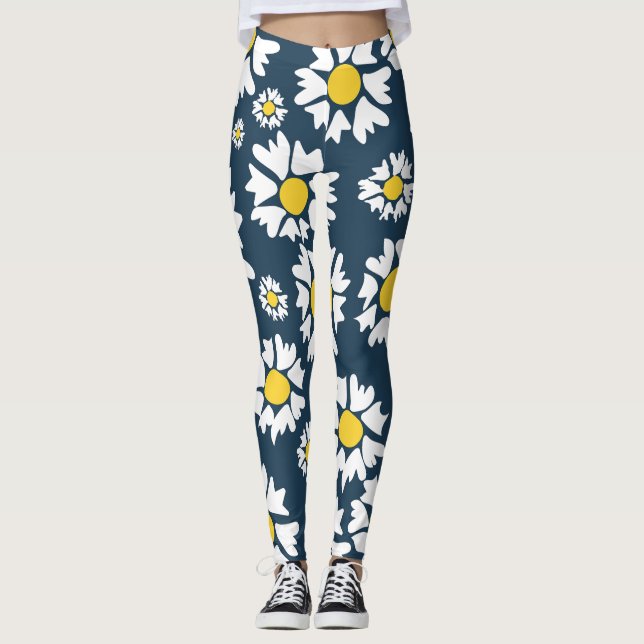 Daisy Pattern, Floral Pattern, White Daisies Leggings (Front)