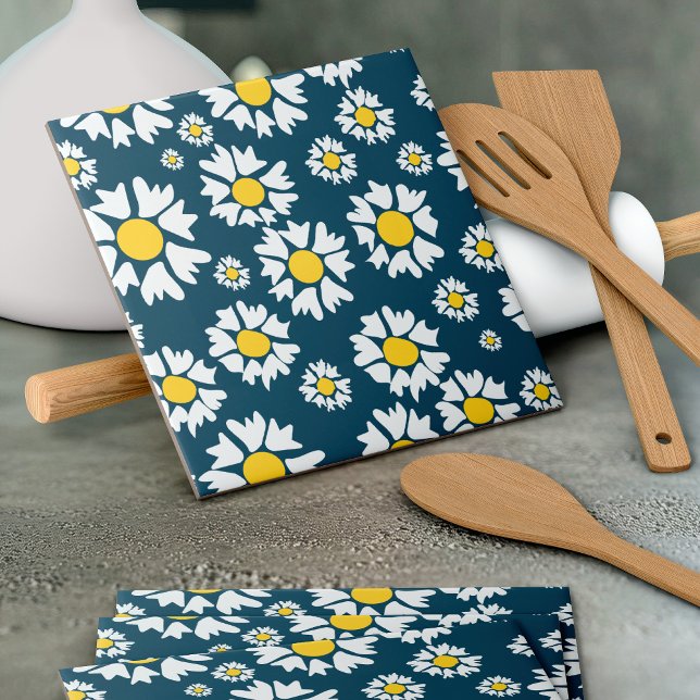 Daisy Pattern, Floral Pattern, White Daisies Tile (Creator Uploaded)
