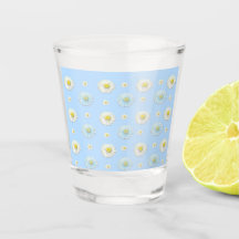 Daisy Pattern on light blue background
