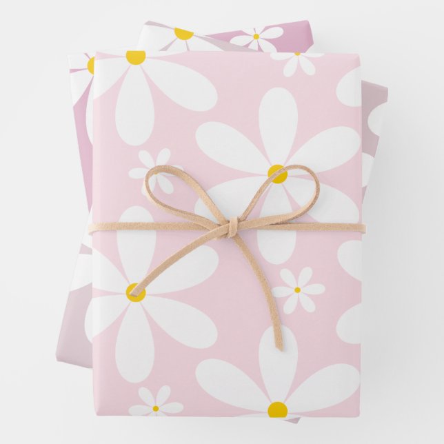 Daisy Pattern (PInk) Wrapping Paper Sheet (In situ)