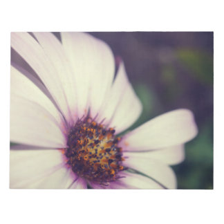 Daisy print. notepad