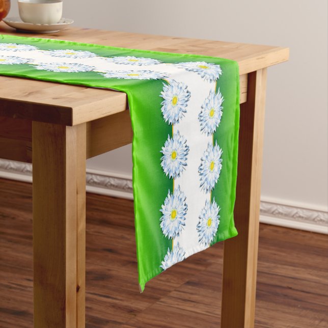 Daisy Short Table Runner (In Situ)