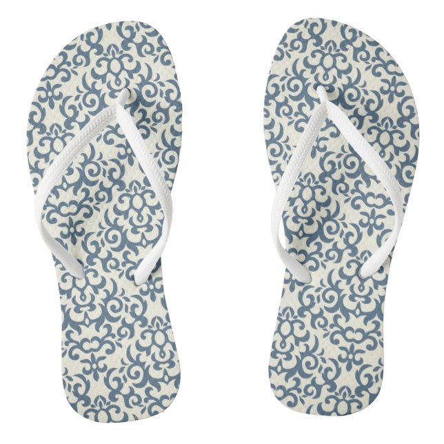 Damask pattern on gradient background 2 flip flops (Footbed)