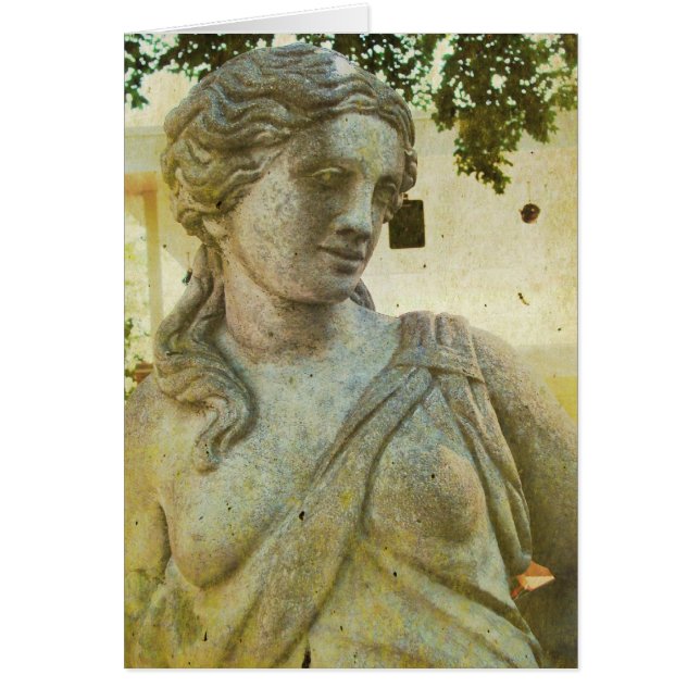 Dame de pierre (Devant)