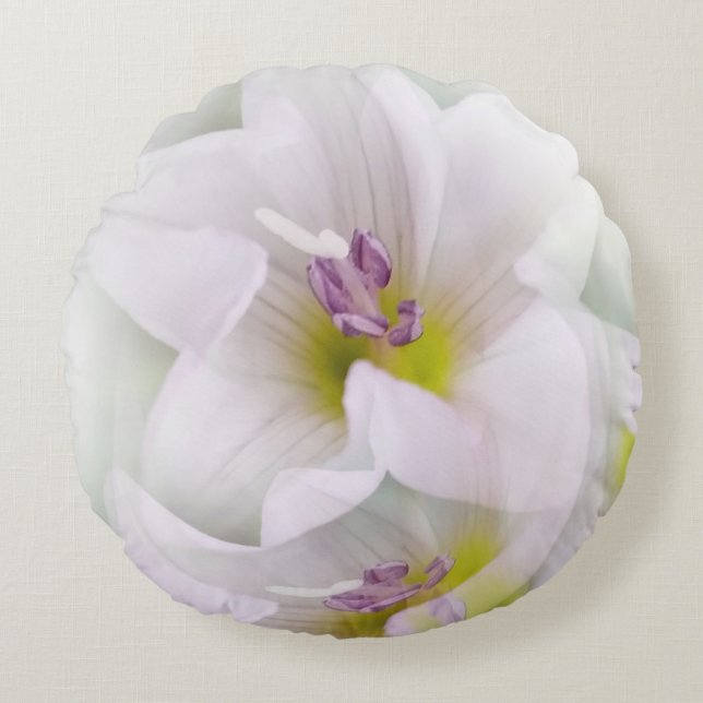 dance of flowers round pillow (Front)