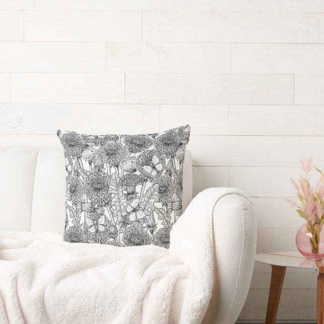 Dandelion meadow in black and white throw pillow (Couch)