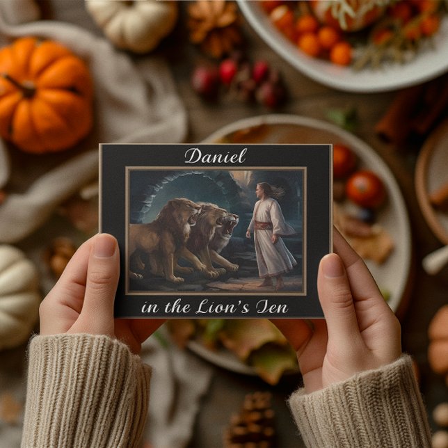 Daniel dans la fosse aux lions carte postale noire (Créateur téléchargé)