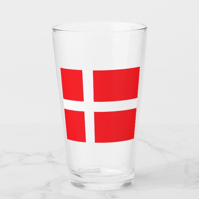 Danish Pride Tumbler – Dannebrog Elegance (Front)