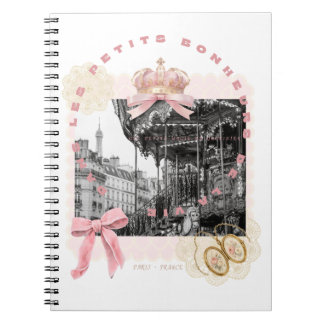 Dans Les Petits Bonheurs de la Vie Notebook