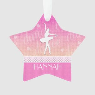 Danseur passionné de gradient rose avec des coeurs