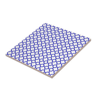 Dark Blue White Quatrefoil Tile