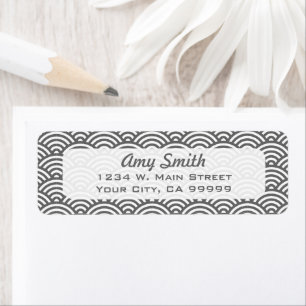 Dark Grey and White Geometric Circle Pattern