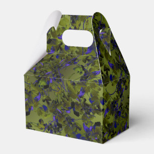 Dark Hop Vine and Leaves Abstract Art Party Favor Box