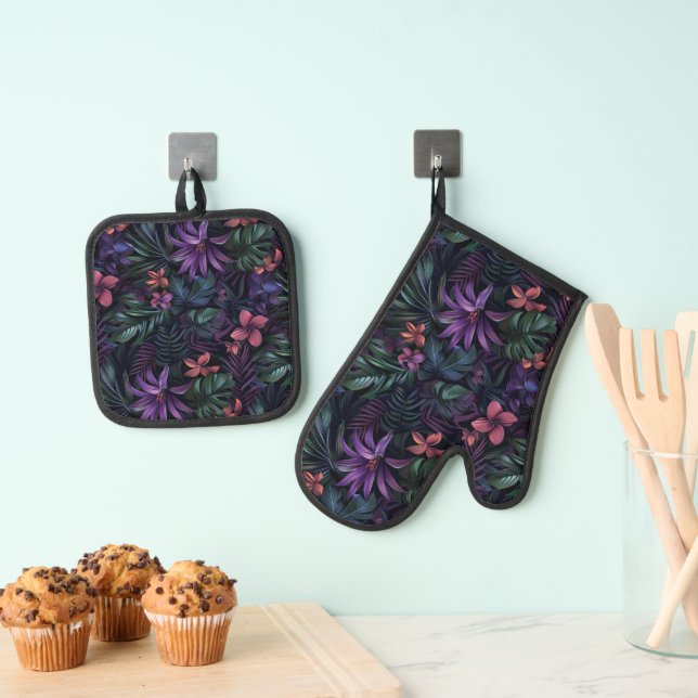 Dark Jungle Flowers Oven Mitt & Pot Holder Set (Insitu(Hanging))