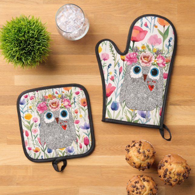 Darling Pink Crown Floral Owl  Oven Mitt & Pot Holder Set (Top Down)
