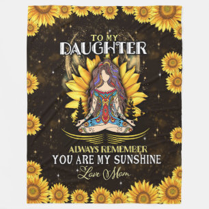 Daughter Lovers To My Daughter Love Mom Fleece Blanket