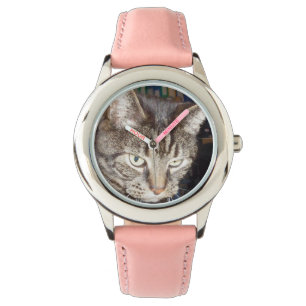 Dave vous observant encadrement avec la montre