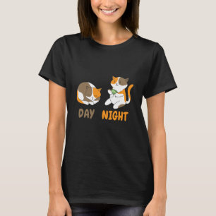 day night cats playing video games T-Shirt