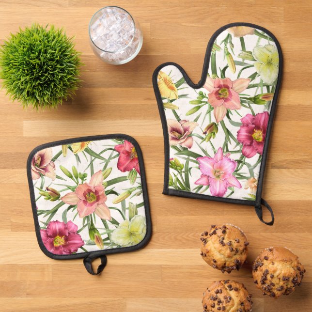 Daylilies Floral Botanical Art Design Oven Mitt & Pot Holder Set (Top Down)