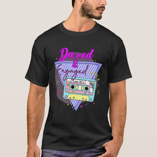 Dazed Engaged Retro 90s Bride Groom Cassette Bache T-Shirt (Front)