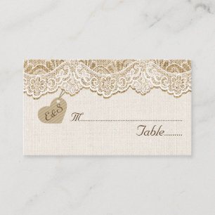 De Placement Dentelle blanche et coeur sur burlap mariage carte