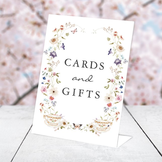 De Table Cartes à thé et signe cadeau (Wildflower Tea Party Cards and Gift Sign with Butterflies by Painted Paperie
)