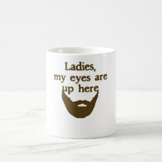 De yeux tasse de barbe ici