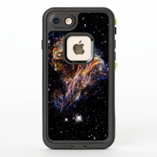 Debris From a Stellar Explosion by Hubble