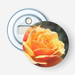 Décapsuleur belle rose jaune. art photographique floral.