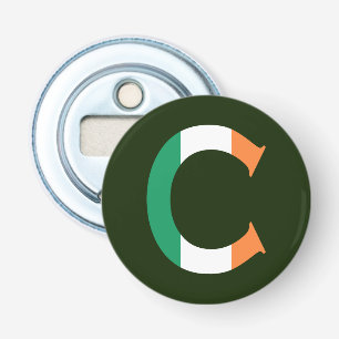 Décapsuleur C Monogramme superposé sur le bocal drapeau irland