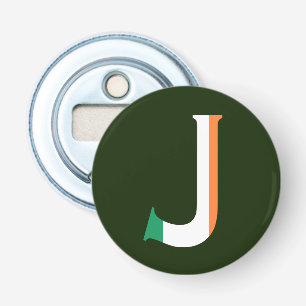 Décapsuleur J Monogramme superposé sur le drapeau irlandais