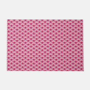 Deco Chinese Scallops, Burgundy Wine and Pink Doormat