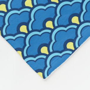Deco Chinese Scallops, Ocean Blue and Indigo Fleece Blanket