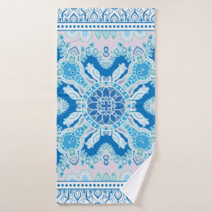 Décor coloré sur arrière - plan blanc,