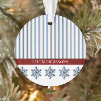 Décor de flocon d'hiver avec rayures et accentuati