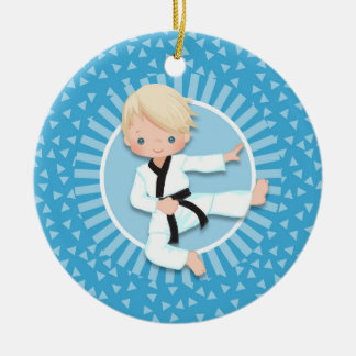 Décoration En Céramique Blonde Karate Boy Ornament Judo Martial Arts