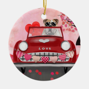 Décoration En Céramique Bulldog anglais conduisant une voiture avec des cœ