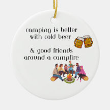 Camping est meilleur avec la bière froide sur un