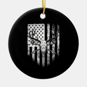 Décoration En Céramique Chasseurs de cerfs Le crâne de cerf sur un drapeau