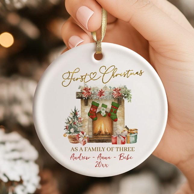 Décoration En Céramique Illustration First Christmas Family of Three (Créateur téléchargé)