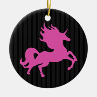 Décoration En Céramique Licorne rose sur l'arrière - plan noir