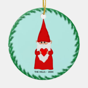 Décoration En Céramique Lutin de Noël tenant un cœur sur fond bleu clair