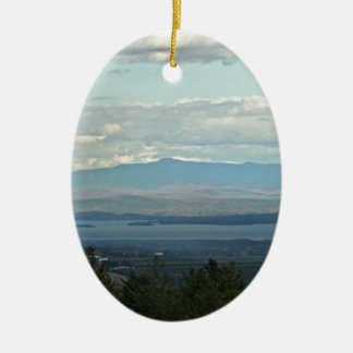 Décoration En Céramique Montagnes vertes