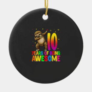 Décoration En Céramique Sloth faisant le dab pour son 10ème anniversaire 
