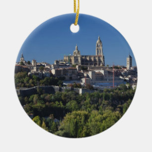 Décoration En Céramique Vue dégagée sur la ville avec la cathédrale de