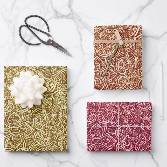 Decorative autumn gift wrap with line drawings (Front)