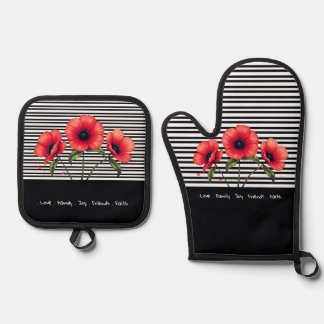 Decorative Black And White Stripe Oven Mitt & Pot Holder Set
