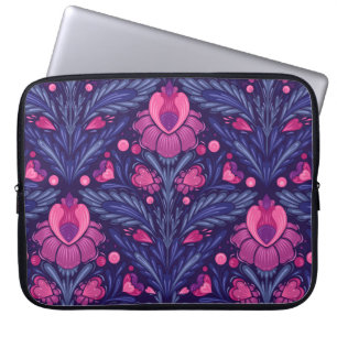 Decorative pattern with hearts laptop sleeve