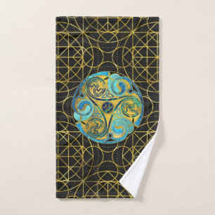 Decorative Triquetra Celtic Ornament Bath Towel Set