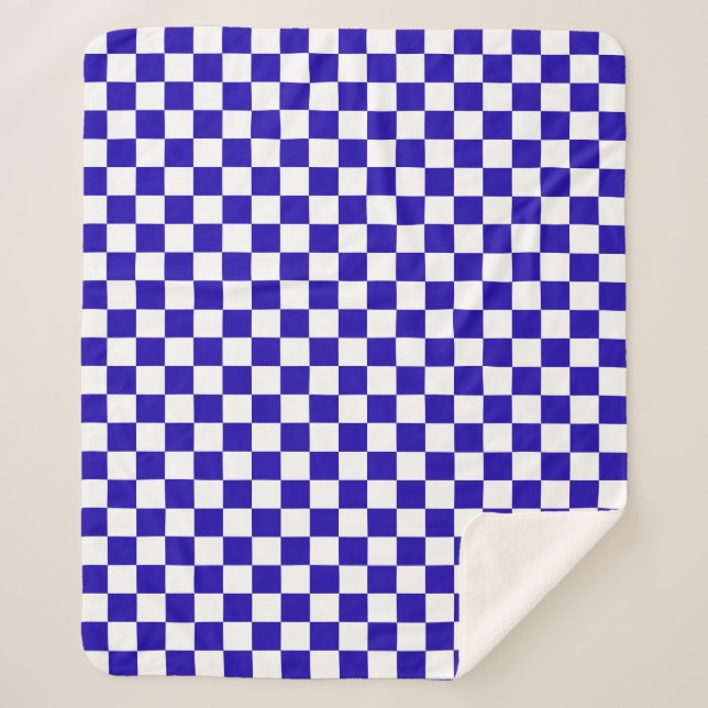 Deep blue checkered  sherpa blanket (Front)